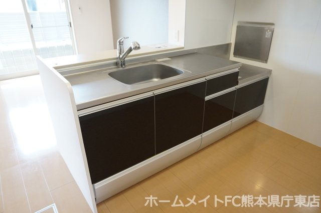 熊本市東区江津２丁目のアパートのキッチン