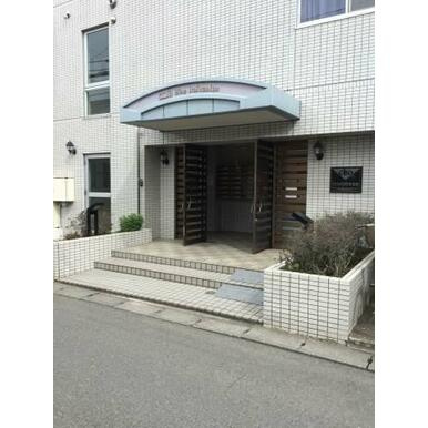 【エントランス】 | クリオ日野壱番館(クリオヒノイチバンカン)