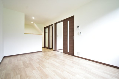 【居間・リビング】 | リバティ下祓川A・B棟