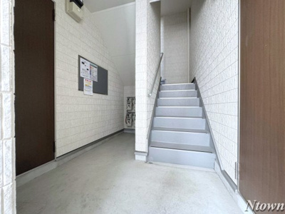 【エントランス】 | ウイング志賀 | 建物の内部です