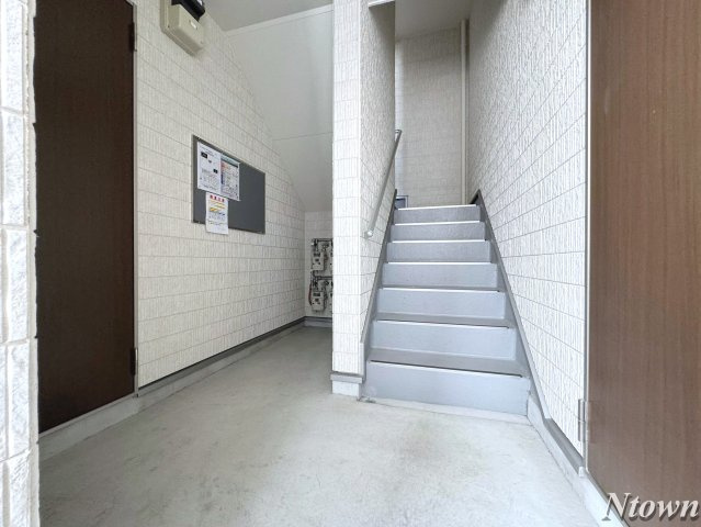 【エントランス】 | ウイング志賀 | 建物の内部です