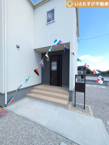 Livele Garden.S　鴻巣関新田のエントランス