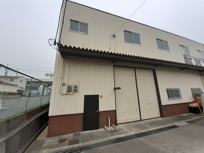 【外観】 | 深井水池町事務所付倉庫（１）