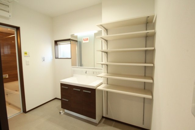 朝倉Ⅱ　新築戸建　3号地　（全3区画）の脱衣所