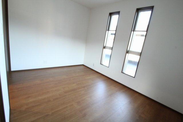 朝倉Ⅱ　新築戸建　3号地　（全3区画）の洋室|2Ｆ　東の部屋　6.0帖