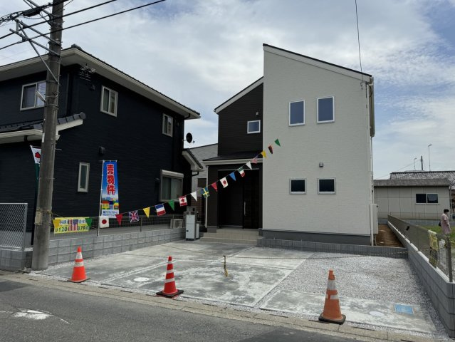 リーブルガーデン．S　本庄小島１丁目　の前面道路含む現地写真|３号棟現地外観・前面道路（2024年06月25日）撮影