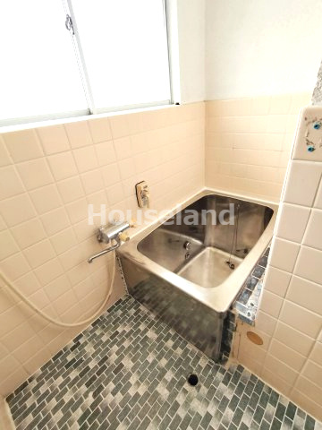 御坊市名田町野島平屋の浴室