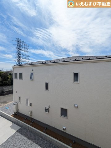 Livele Garden.S　鴻巣明用の展望|高い建物が無く開放感のある展望
バルコニーからの展望も開けていて閑静な住宅地が望めます。日当りも良いですね♪