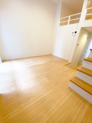 【居間・リビング】 | Felice hakozaki | 別号室の写真になります。現況優先。