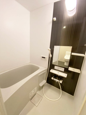 【浴室】 | Felice hakozaki | 別号室の写真になります。現況優先。