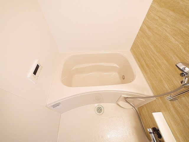 グレイス大和小泉の浴室|日々の疲れを癒すお風呂付です