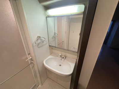 【洗面所】 | ラピスラズリ