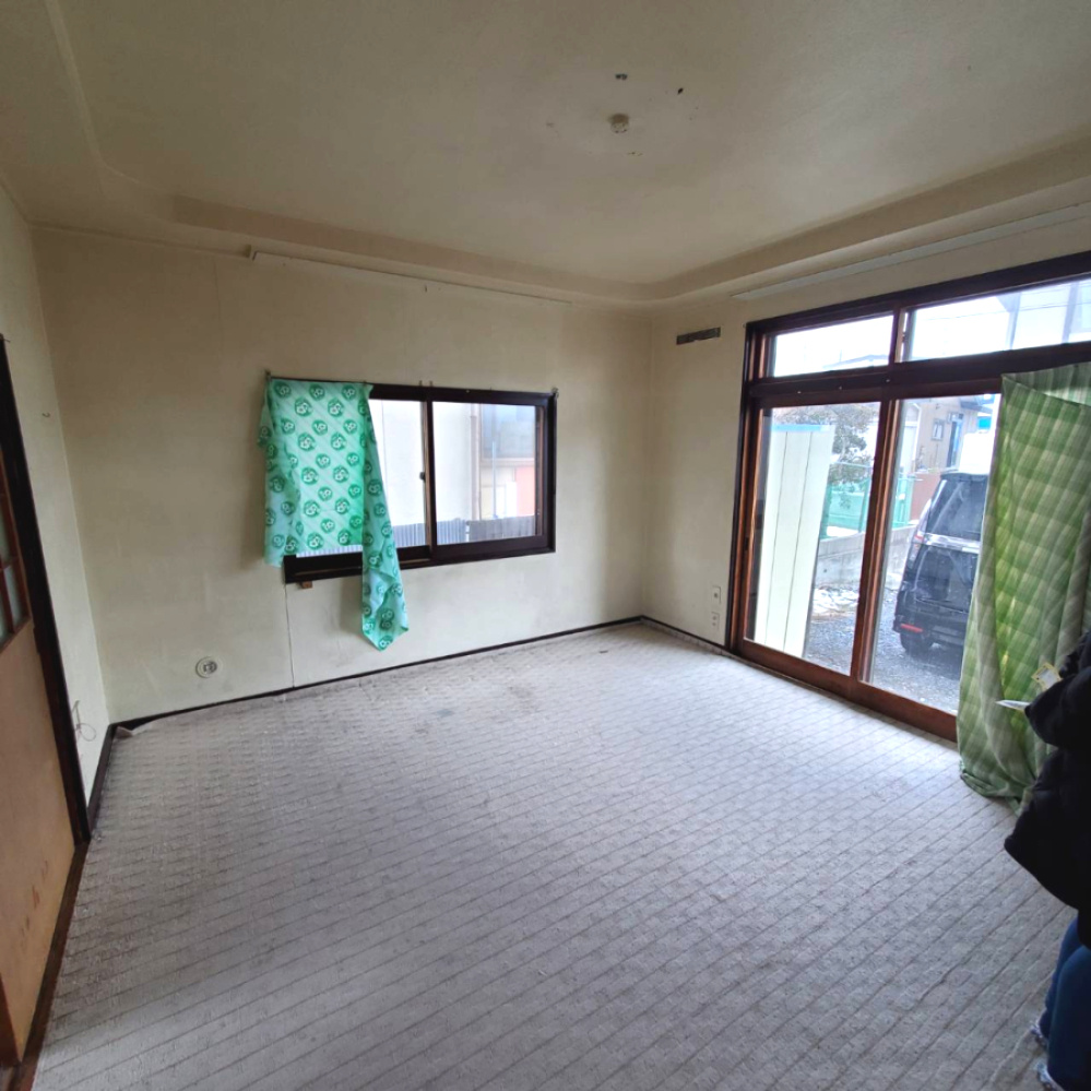 八戸市大字新井田字塩入の居間・リビング