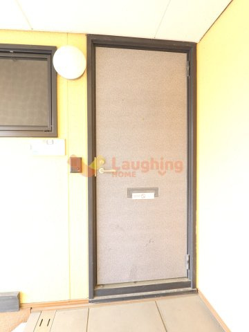 ミーツハオスK　C棟の玄関|明るい玄関です