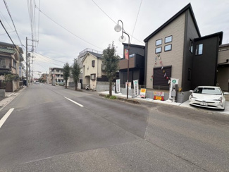 【前面道路含む現地写真】