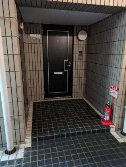 ラフィーヌ芦屋の玄関