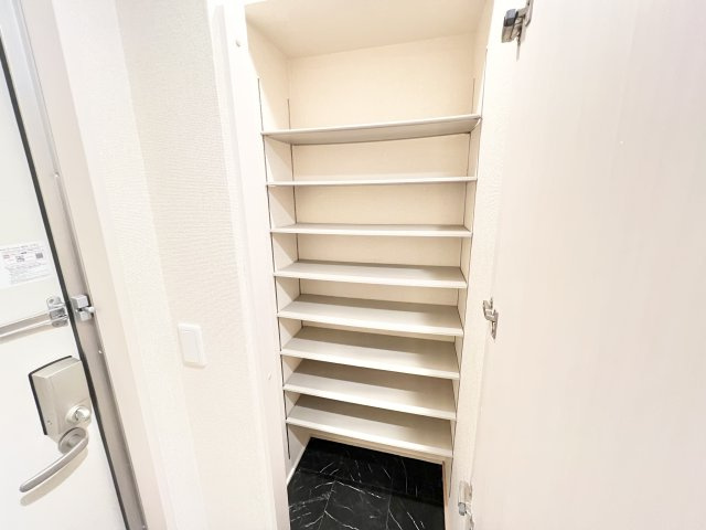 コーポスカイGの収納