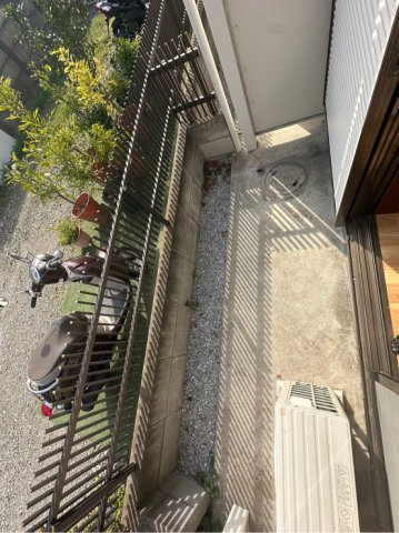 アーレスIのバルコニー