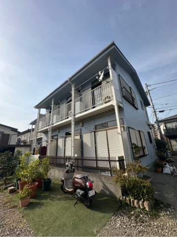 アーレスIの駐車場