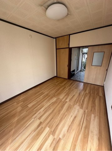 アーレスIの居間・リビング