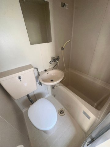 アーレスIの浴室