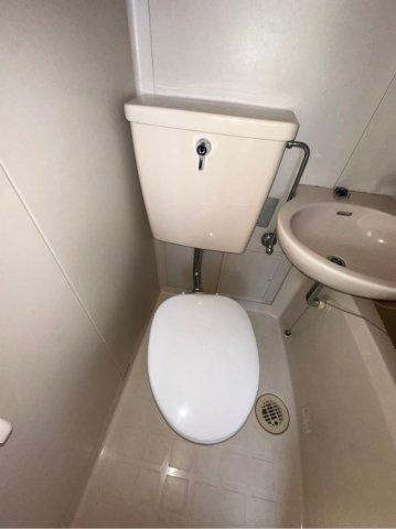 アーレスIのトイレ