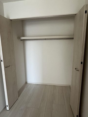 【収納】 | カーサラドリ博多南 | 別号室の写真になります。現況優先。