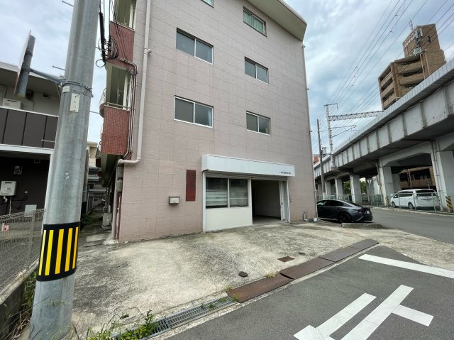 マンションセブンの外観