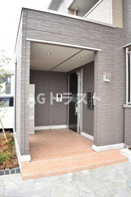 【エントランス】 | エクセル・ＴＭ | 落ち着いたエントランスです