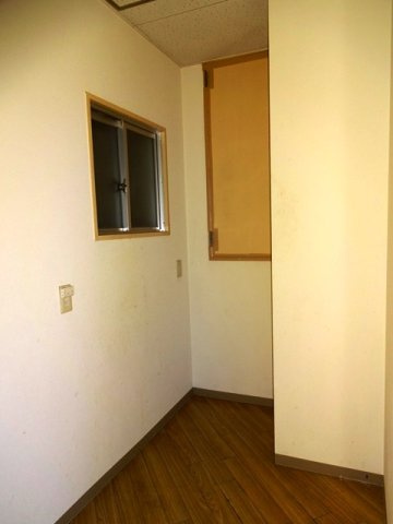 本町通 サンアベニューの居間・リビング