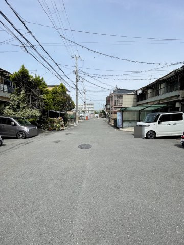門真市三ツ島６丁目　中古テラスの前面道路含む現地写真