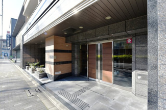 【エントランス】