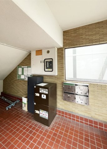徳島市末広５丁目の賃貸マンションのエントランス
