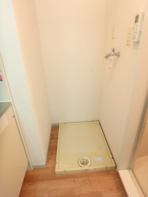 ★防水パン付き室内洗濯機置場★
