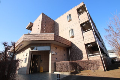 ★外観タイル貼り・鉄筋コンクリート造３階建のマンション★