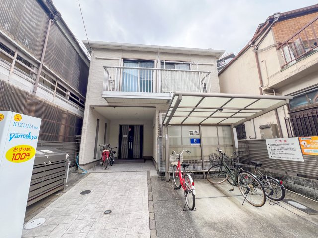 アキュラメゾンの外観