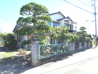 【庭】 | 玉名市築地　中古住宅 | たまにはお庭で休日を過ごしてみるのもよいかもしれません