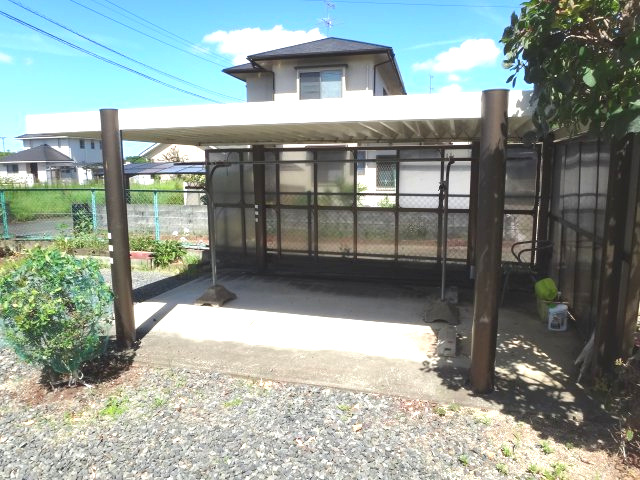 玉名市築地　中古住宅の駐車場|車をお持ちの方に嬉しい駐車場付きの物件です