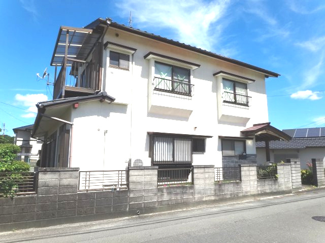 玉名市築地　中古住宅の前面道路含む現地写真|前面道路含む現地写真です