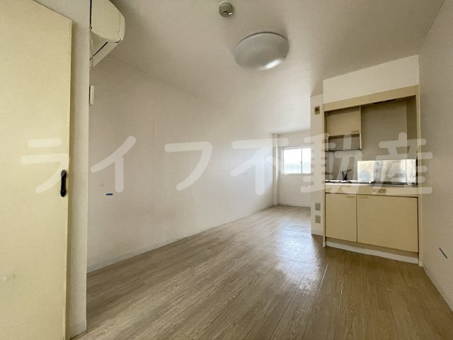 ベルハイム俊徳道の居間・リビング|居間です