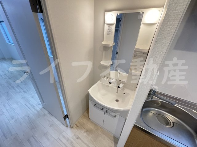 サンライトコーポの独立洗面台|独立洗面台あり、毎朝おしゃれに忙しい女性の方におすすめです