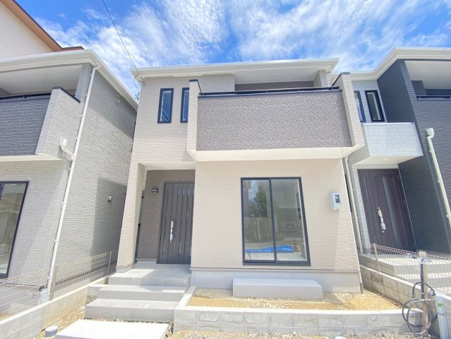 ハートフルタウン那覇市古島　2号棟の外観