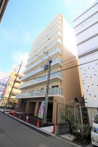 ウェルフォート十三本町