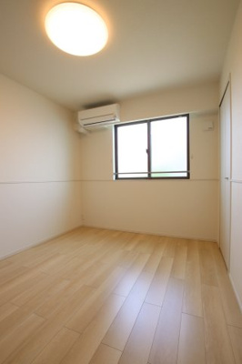 【寝室】 | エレガントオハナ