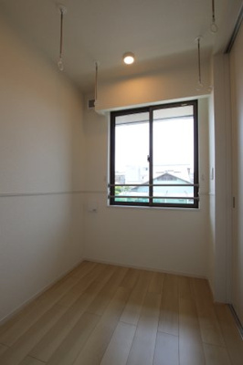 【洋室】 | エレガントオハナ