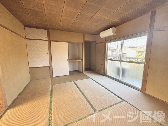 潮騒荘の居間・リビング