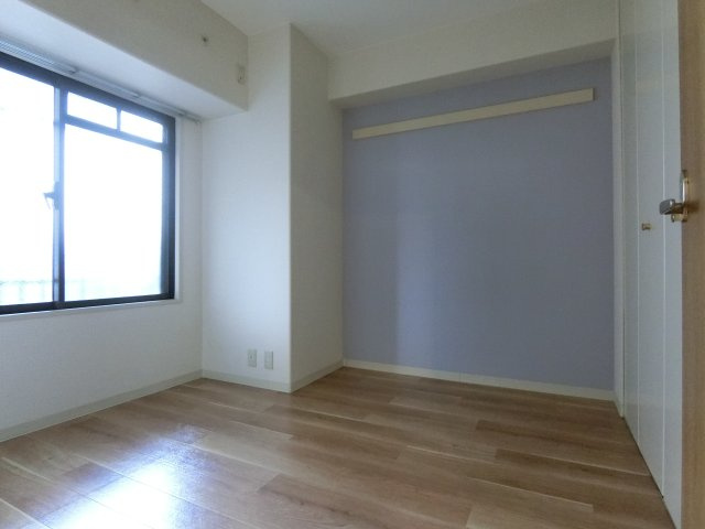 【寝室】 | レジデンスウエストアロウ夕陽ケ丘
