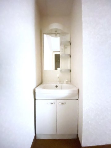 オルポワールの独立洗面台