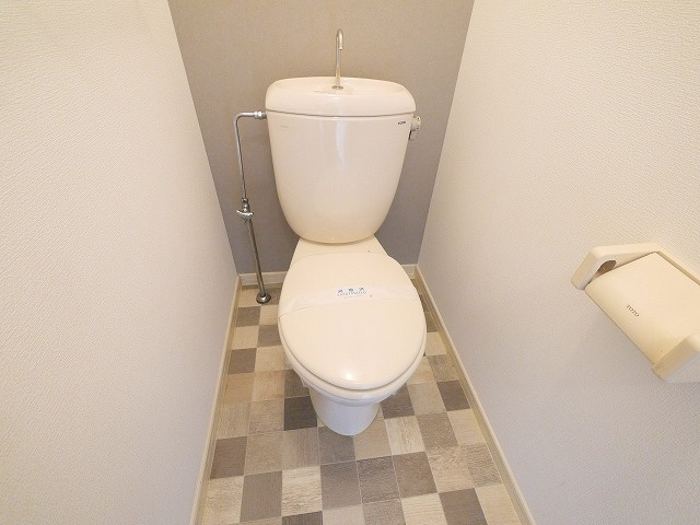 サンメゾネットのトイレ|コンパクトで使いやすいトイレです