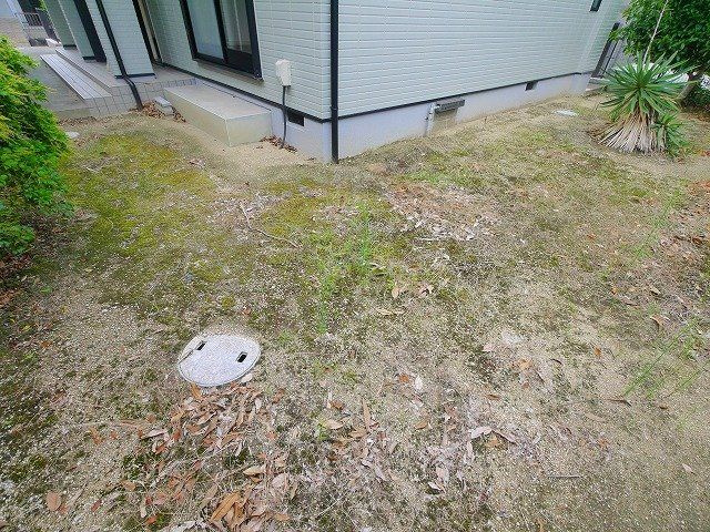 サンメゾネットの庭|簡単な家庭菜園も楽しめるお庭です